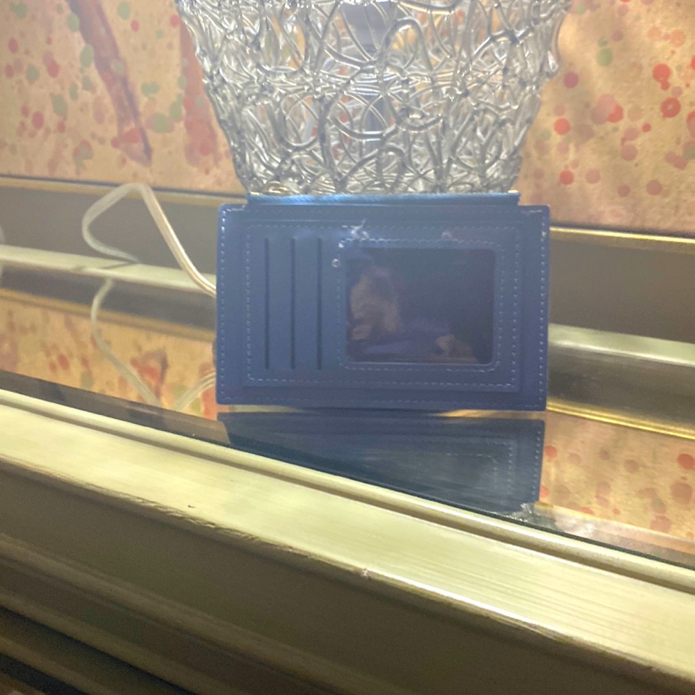 I am selling a small reliabl shein wallet